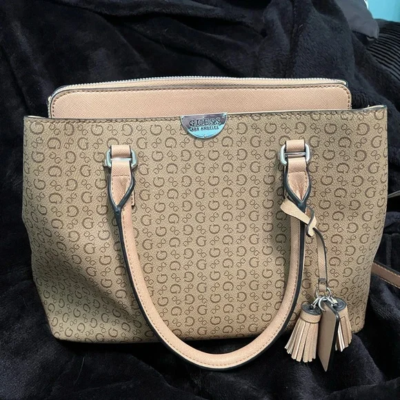 Meridian Girlfriend Tote | GUESS